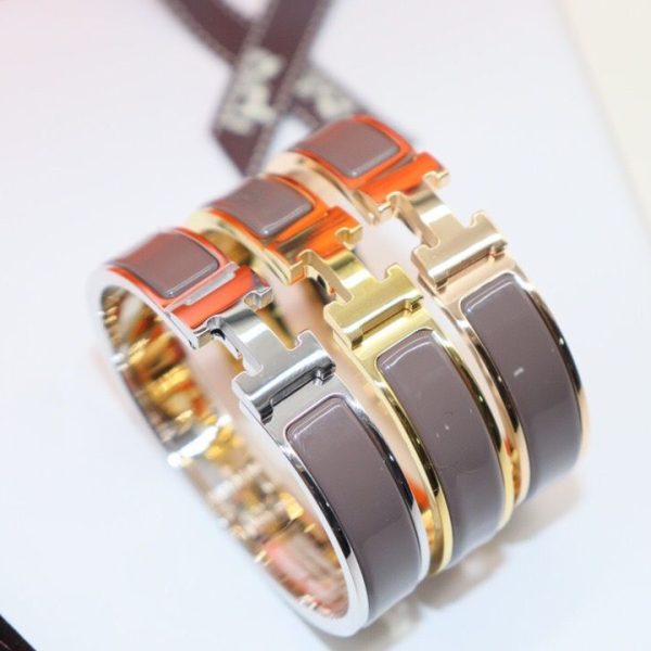 Hermes Clic Bangle hmjw1511f-zq