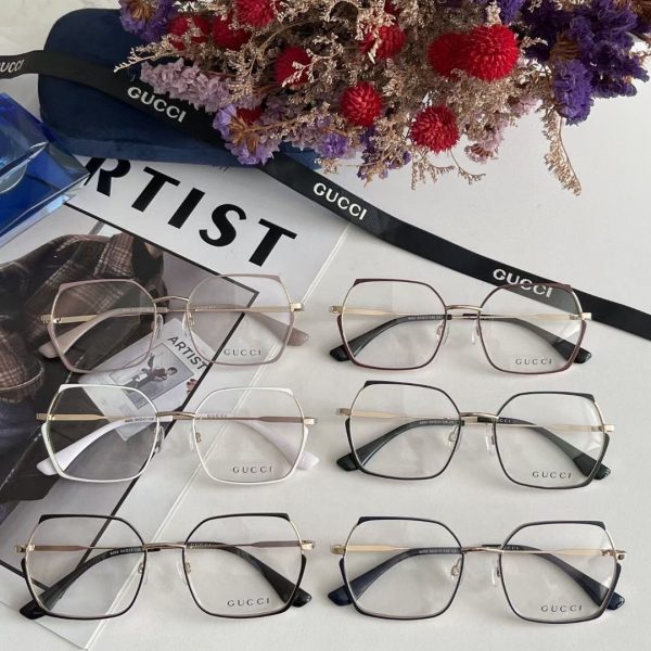 Gucci Sunglasses GG6002