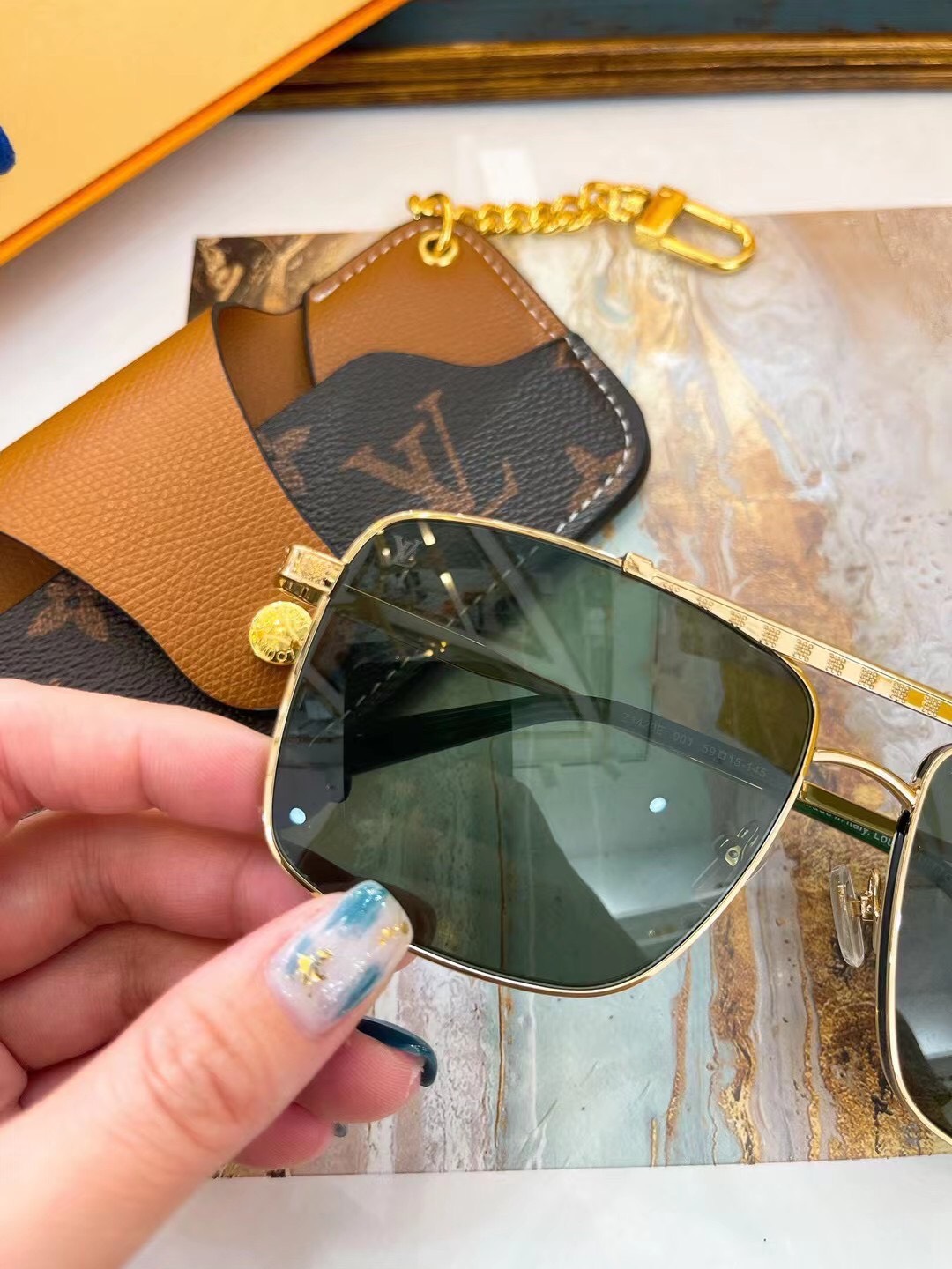 Louis Vuitton Sunglasses Z1420E - Image 4