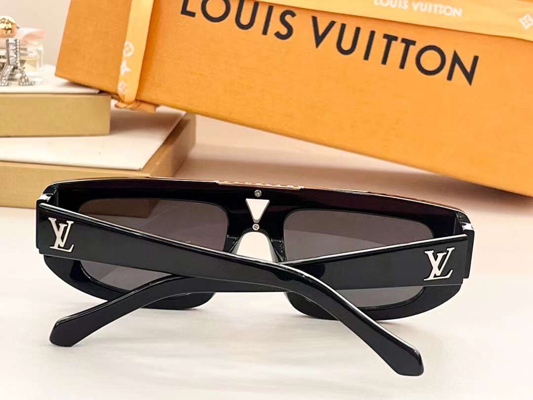Louis Vuitton Sunglasses Z1950UW - Image 16