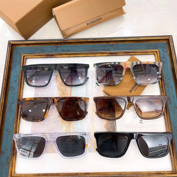 Burberry Sunglasses BE4276