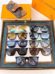 Louis Vuitton Sunglasses Z1878