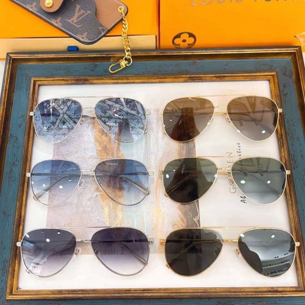 Louis Vuitton Sunglasses Z1696U