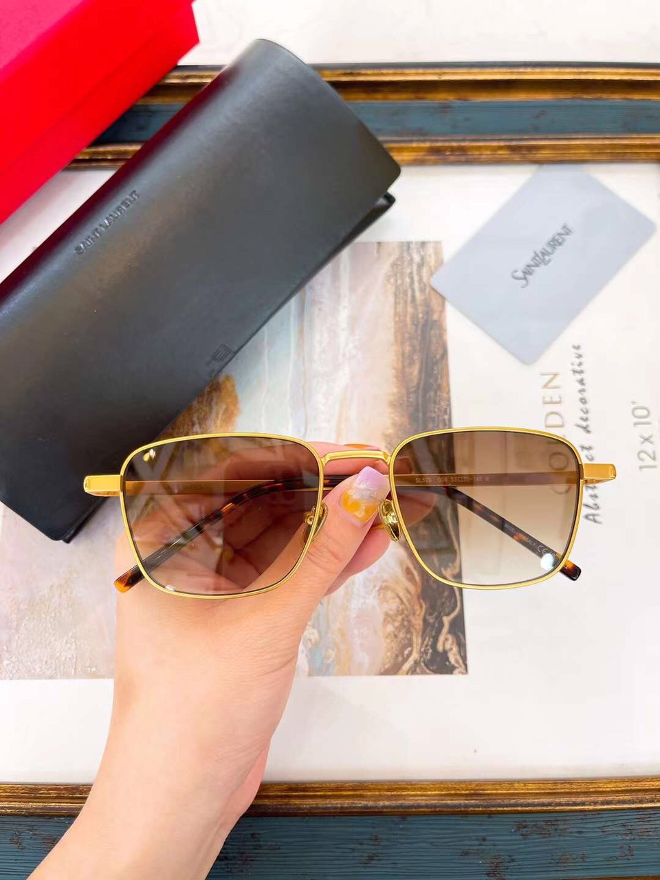 Saint Laurent Sunglasses SL529 - Image 9