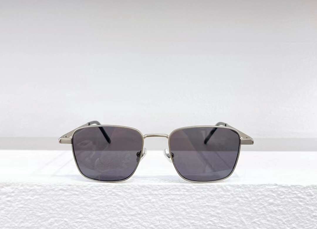 Saint Laurent Sunglasses SL529 - Image 11
