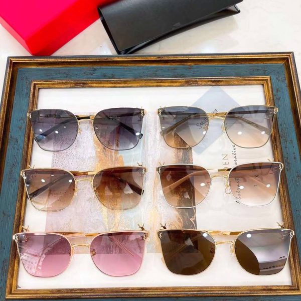 Saint Laurent Sunglasses SLM450