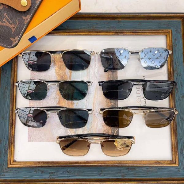 Louis Vuitton Z21942U