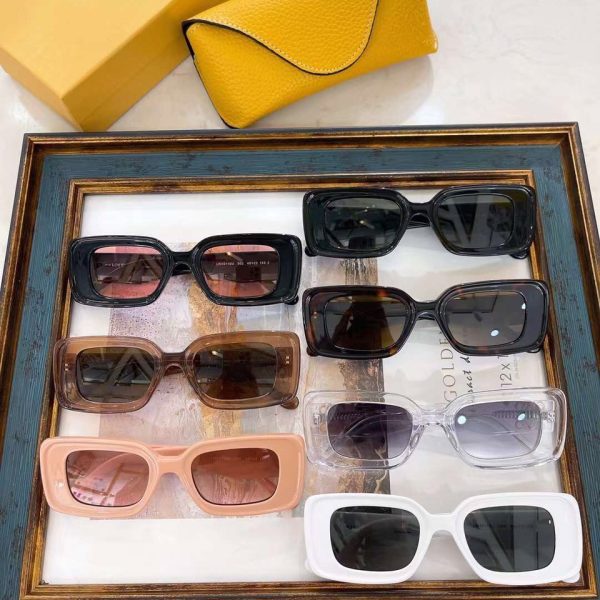 Loewe Sunglasses LW40110U