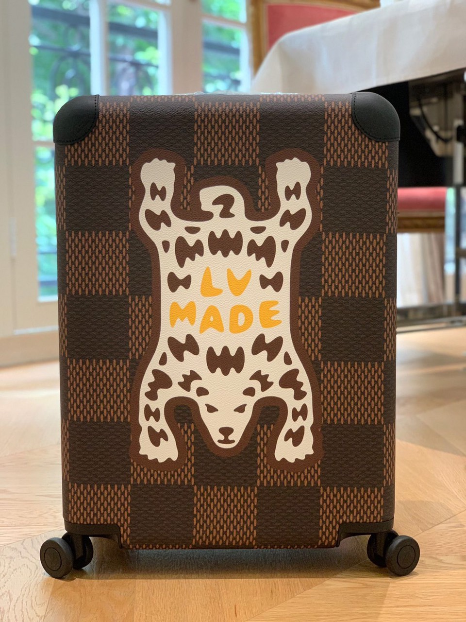 LOUIS VUITTON HORIZON 55 LUGGAGE - Image 8