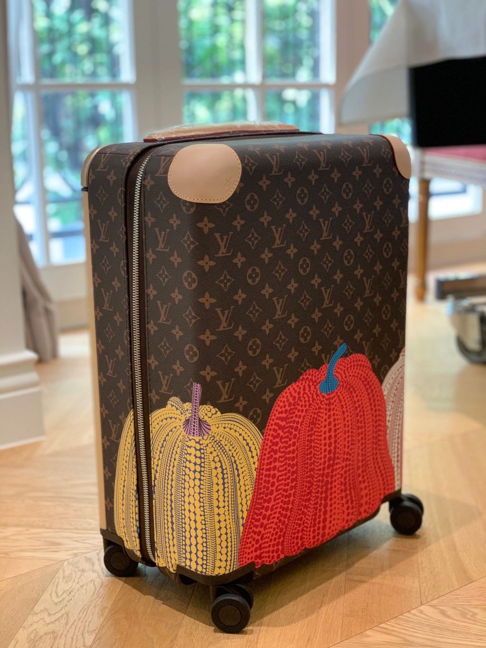 LOUIS VUITTON HORIZON 55 LUGGAGE - Image 7