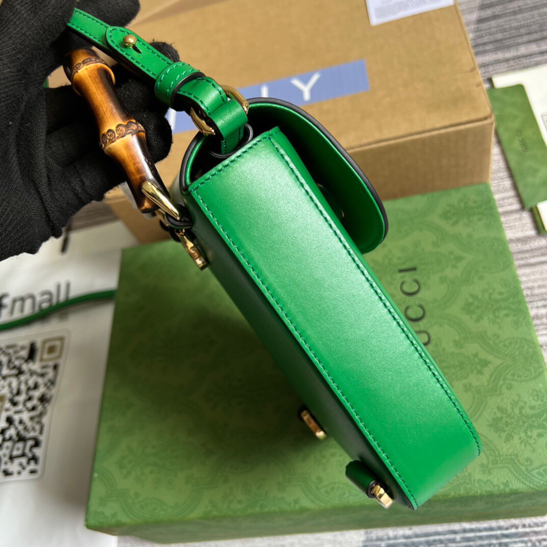 Gucci Bamboo Shoulder Bags 702106 - Image 6