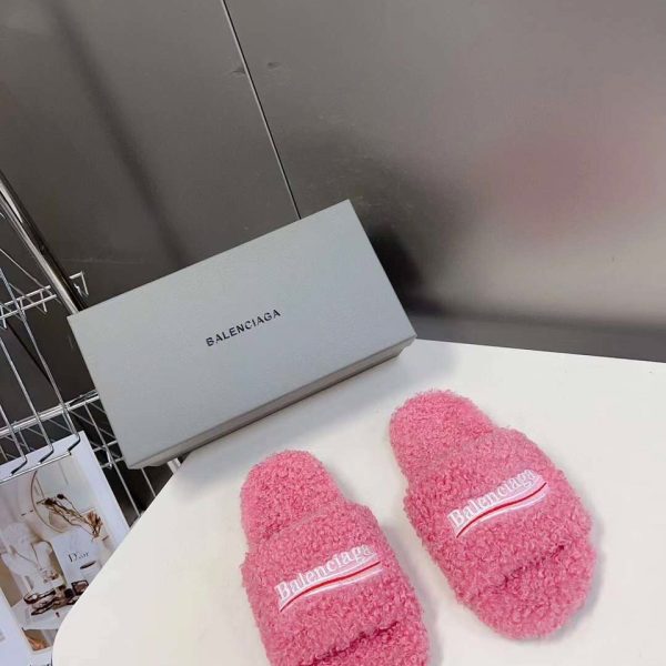 Balenciaga Furry Slipper Unisex