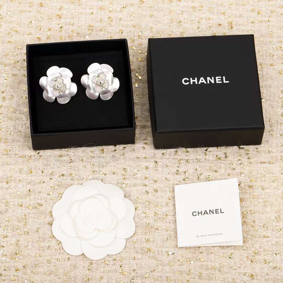 Chanel Earing New Collection - Image 4