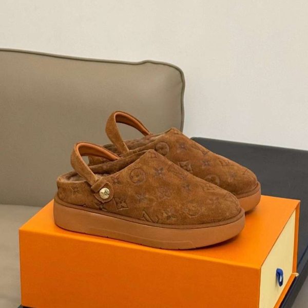 Louis Vuitton Women's Aspen Monogram Shoes