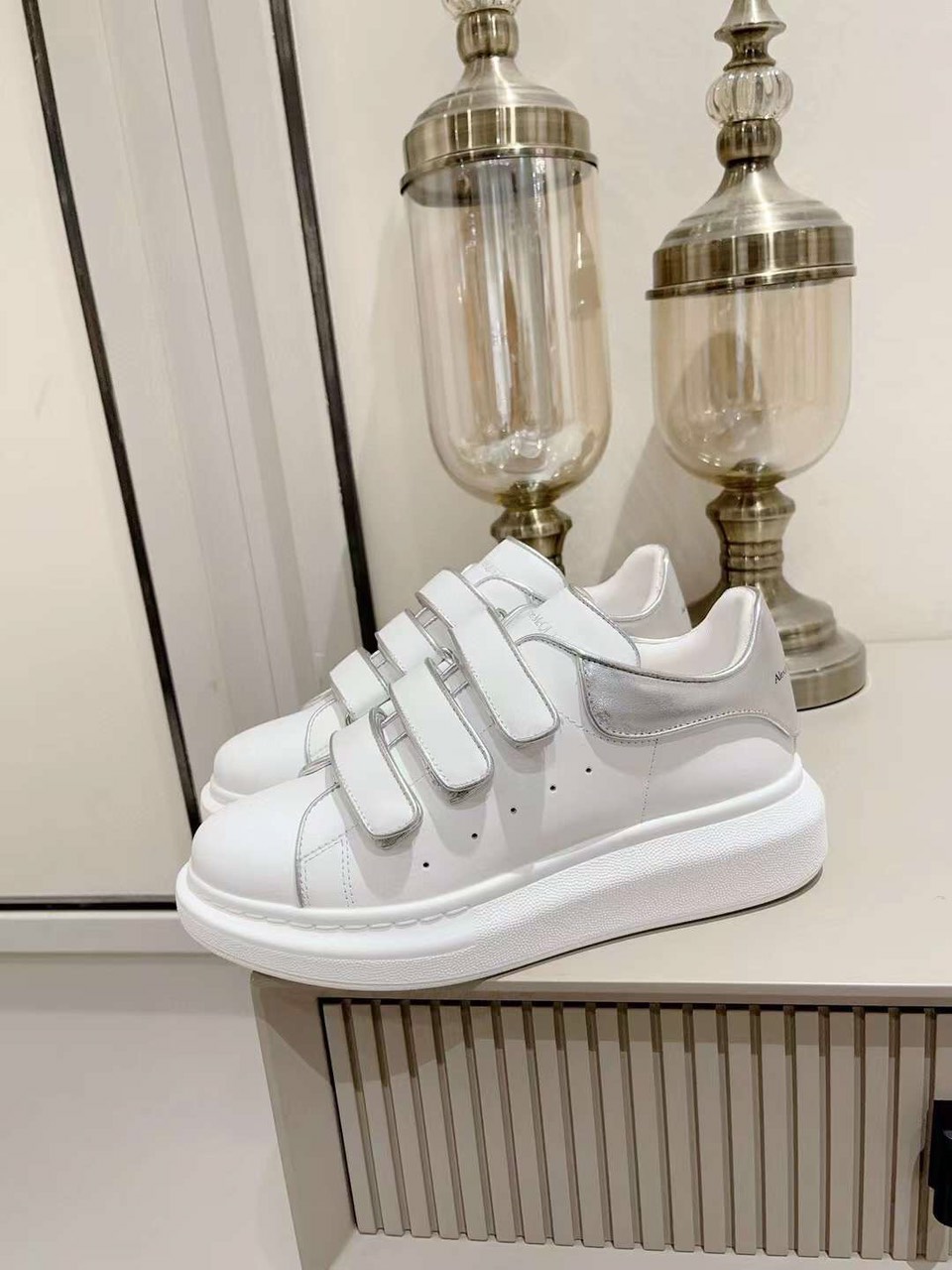 Alexander McQueen Sneaker Unisex Shoes