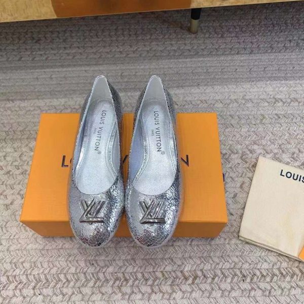 Louis Vuitton Flat Shoes