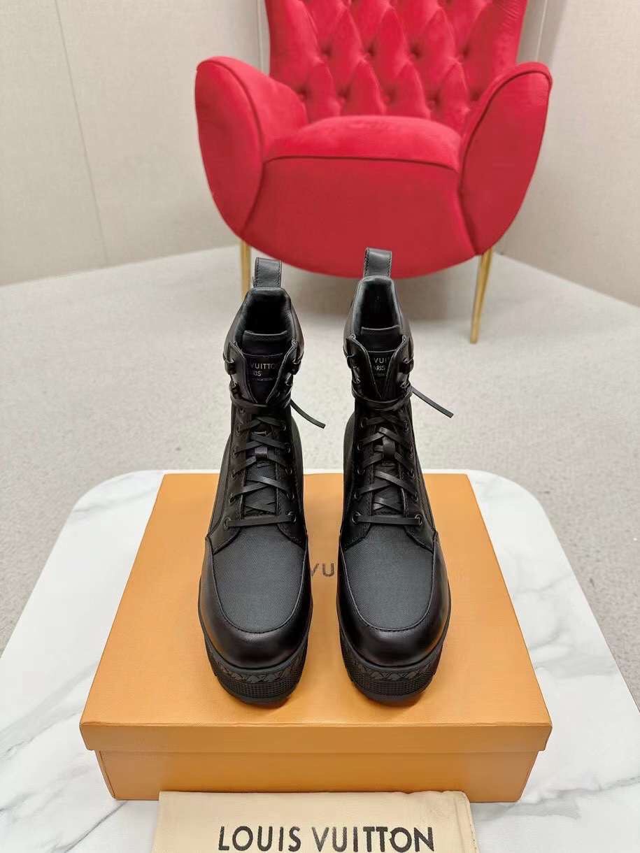 laureate boots louis vuitton