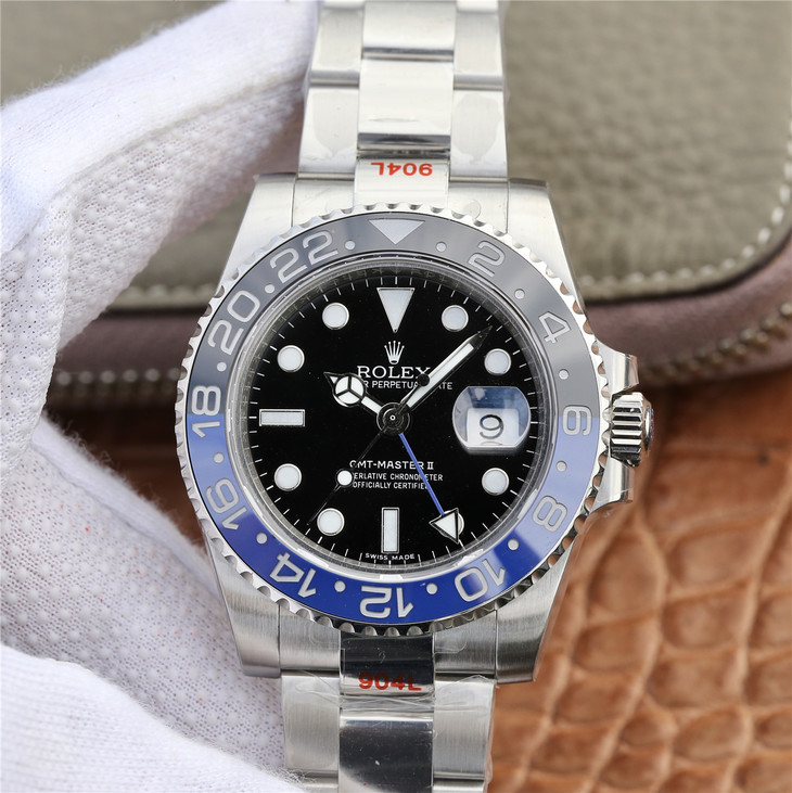 GMT-Master II Batman Oyster 40mm - Image 2