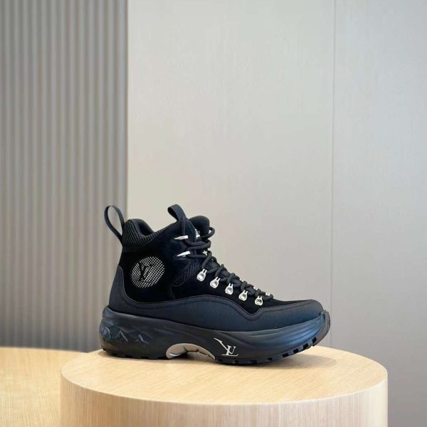 Louis Vuitton Monogram Discovery TPU Men's Shoes