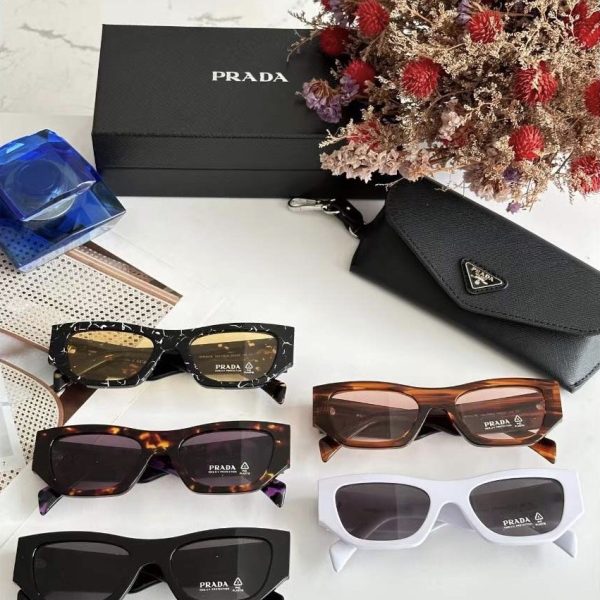 Prada Sunglasses SPR01S