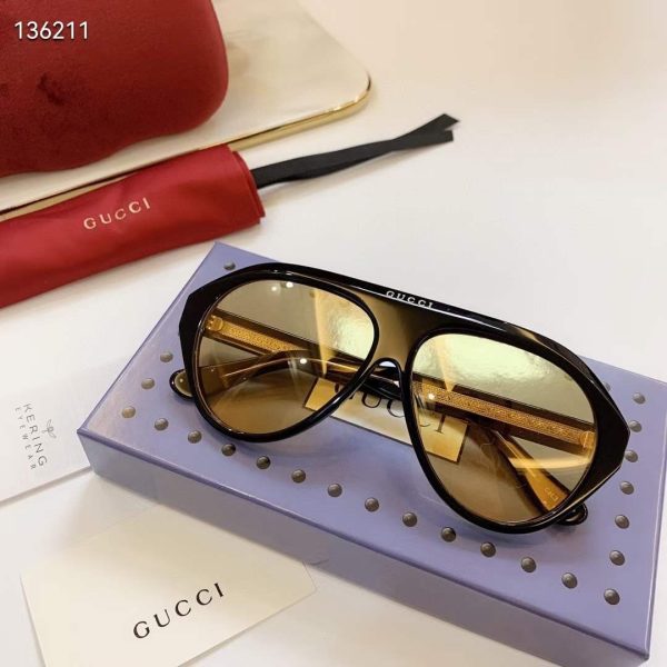 Gucci Sunglasses GG1042S