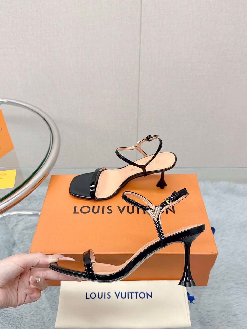 Louis Vuitton Women's Sandal - Image 8