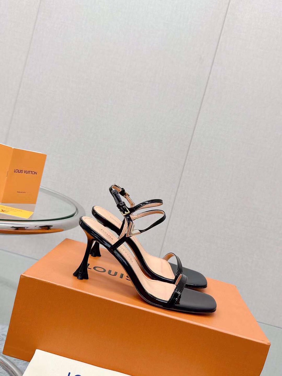 Louis Vuitton Women's Sandal