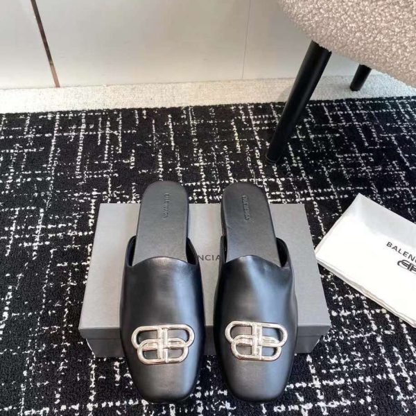 Balenciaga Cozy Unisex Mules Leather