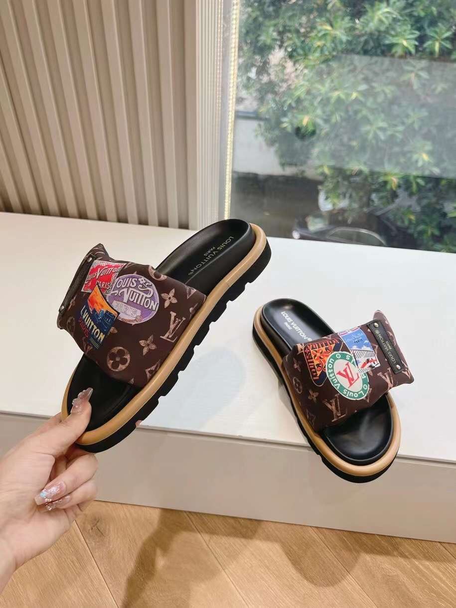 Louis Vuitton Monogram Unisex Slides - Image 9