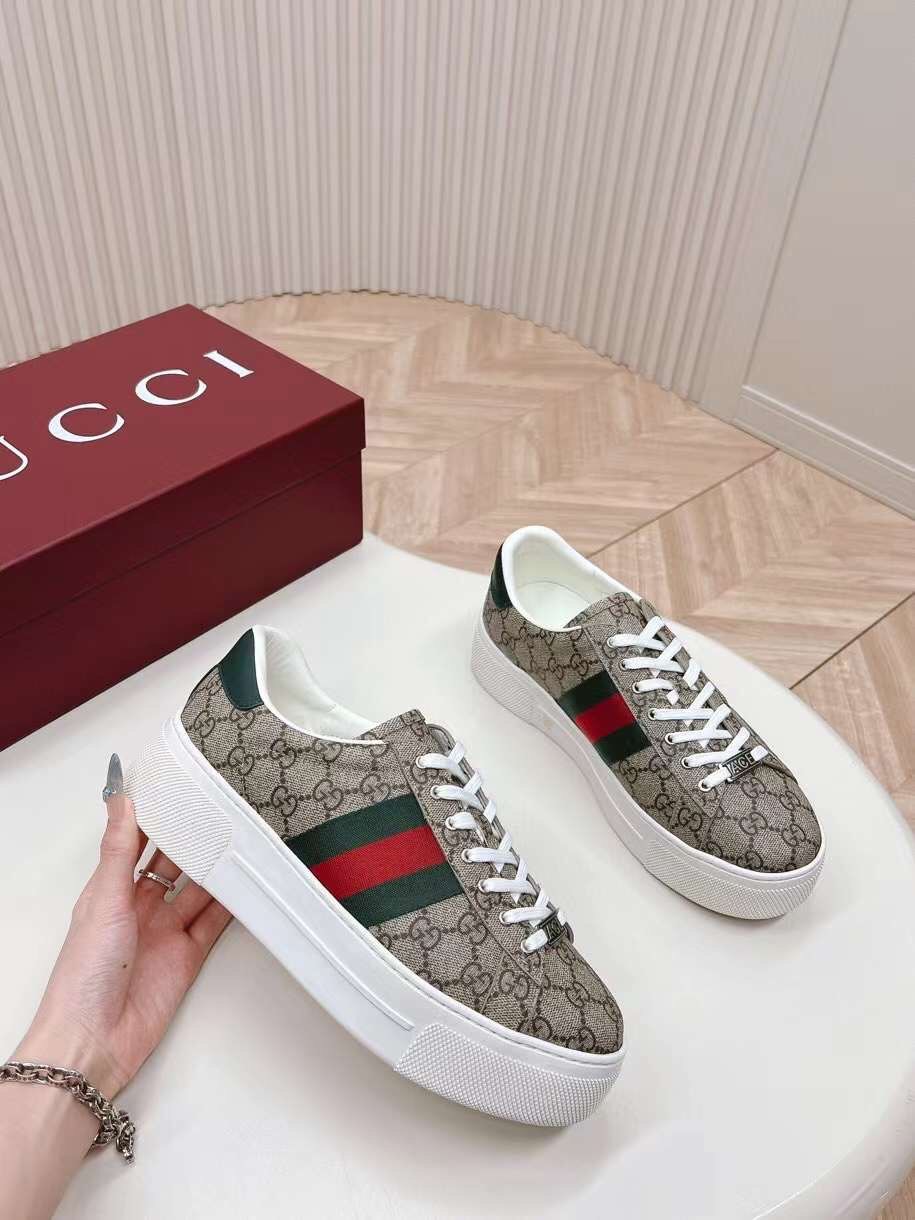Gucci TPU Unisex Shoes New Collection 2024 - Image 4