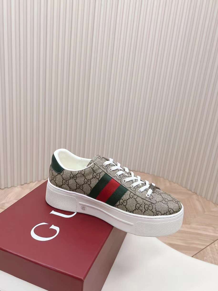 Gucci TPU Unisex Shoes New Collection 2024 - Image 8