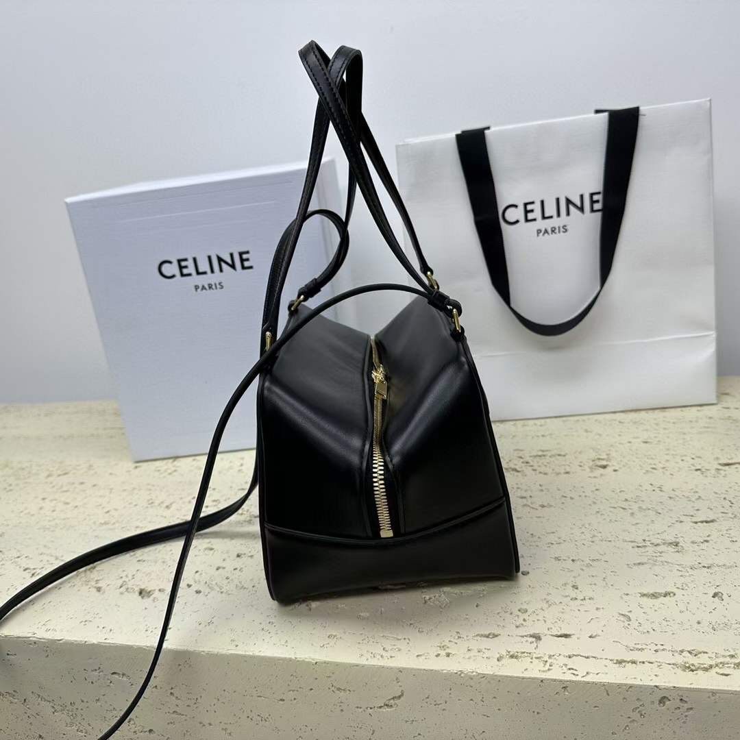 Celine Folded Cube Leather Bags 111383DU3.01HT - Image 5