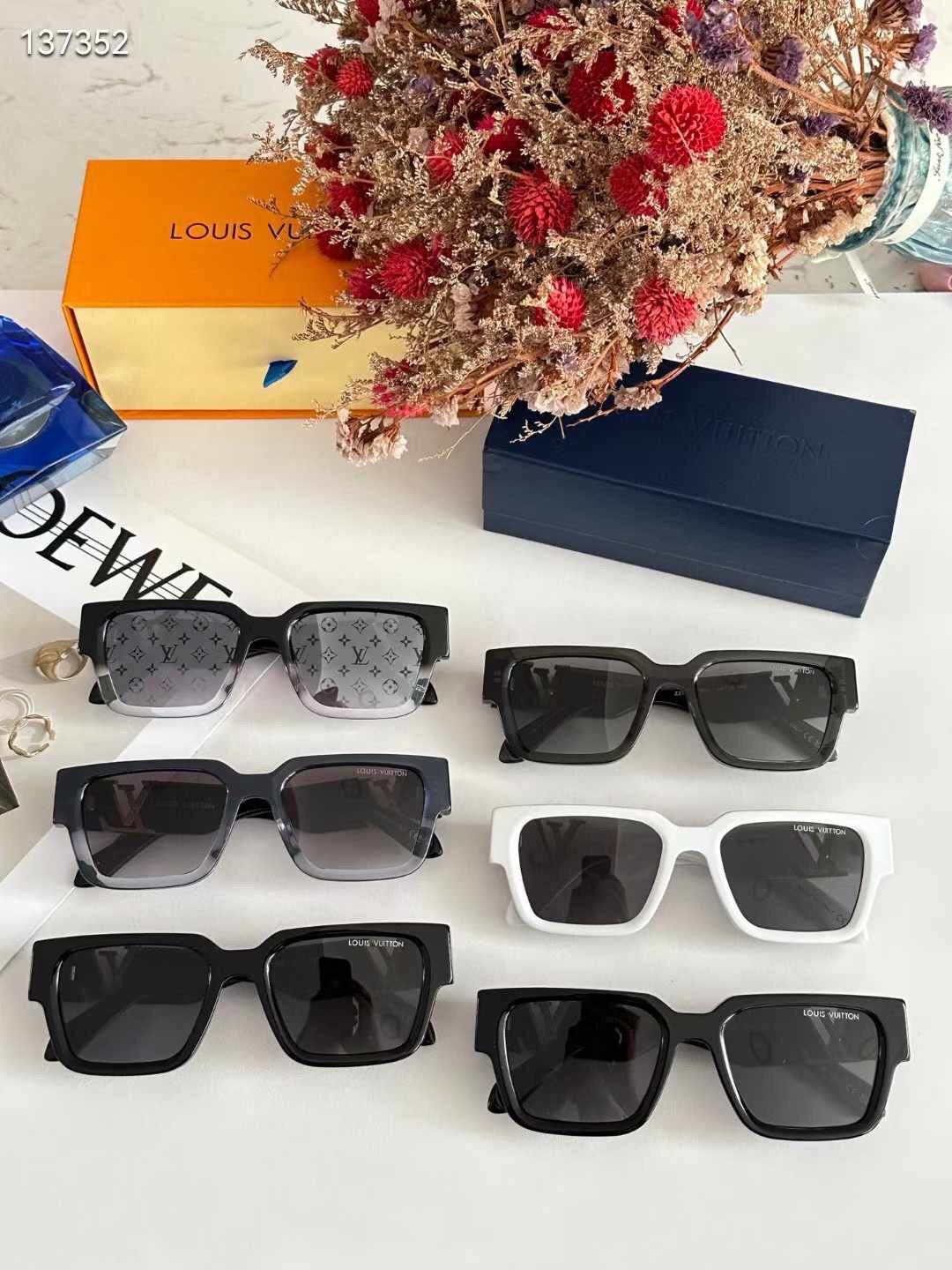 Louis Vuitton Sunglasses Z2178E