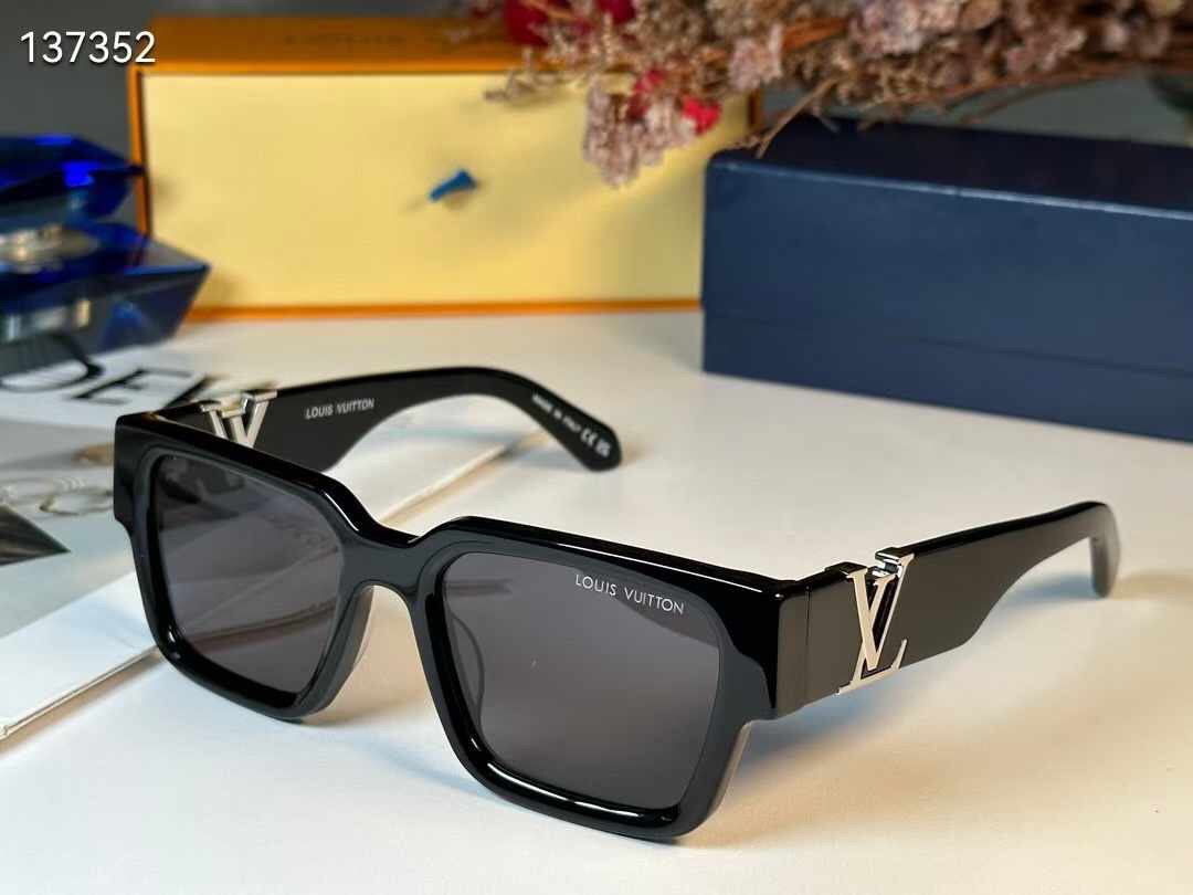 Louis Vuitton Sunglasses Z2178E - Image 6