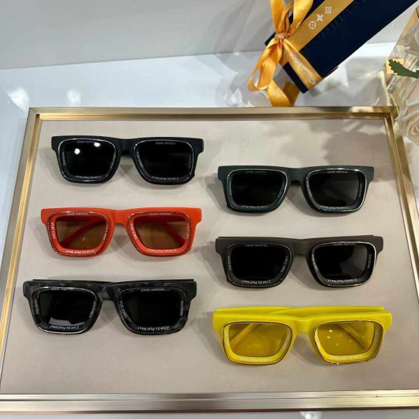 Louis Vuitton Sunglasses Z2443
