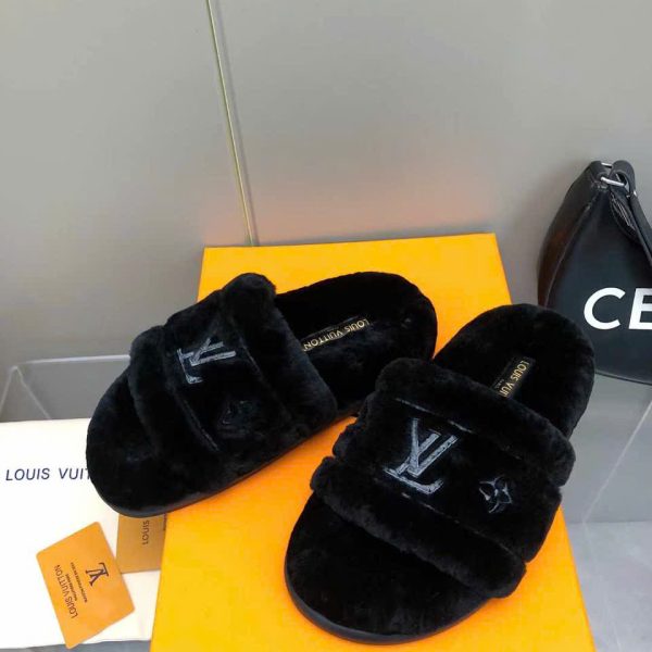 Louis Vuitton Winterbreak Flats Women's