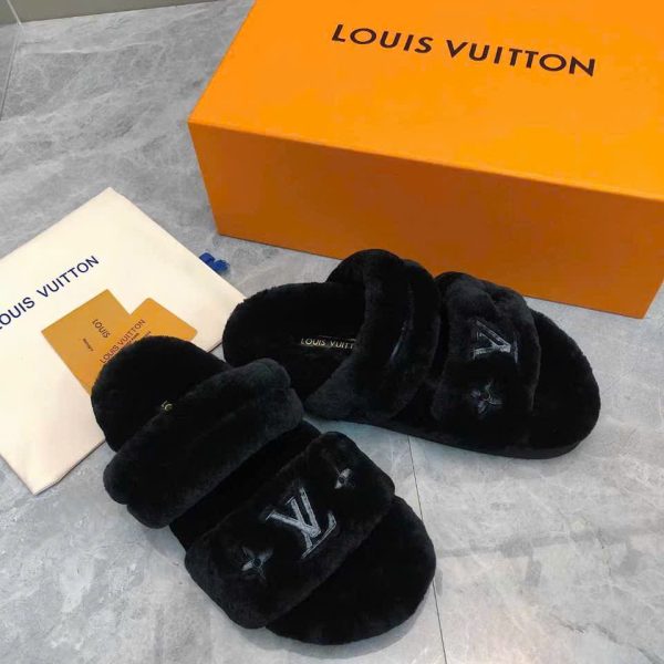 Louis Vuitton Winterbreak Flats Women's