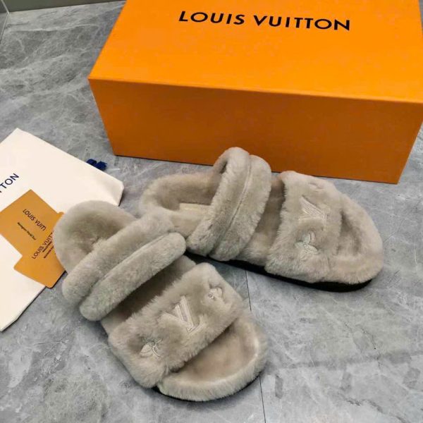 Louis Vuitton Winterbreak Flats Women's