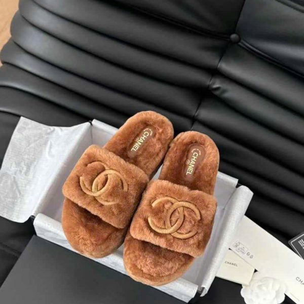Chanel Rubber Sole Fur Slippers