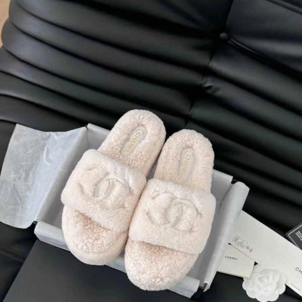 Chanel Rubber Sole Fur Slippers