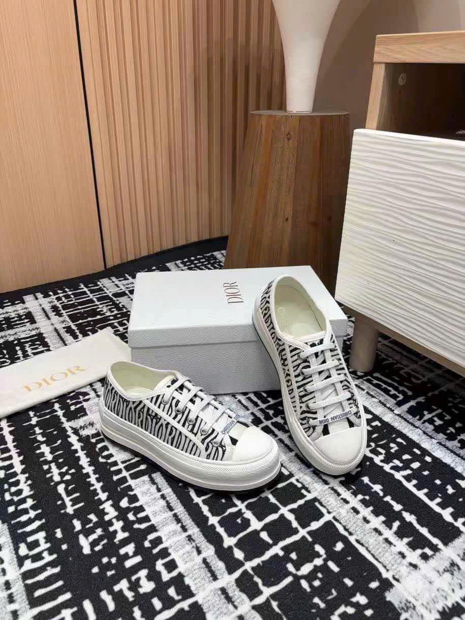 Dior Walk'n Oblique Shoes - Image 8