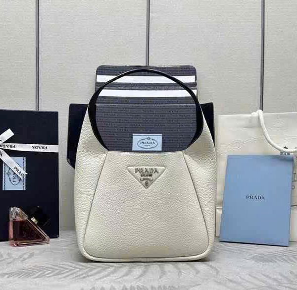 Prada Tote Leather Bags