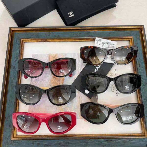 Chanel Sunglasses CH5524
