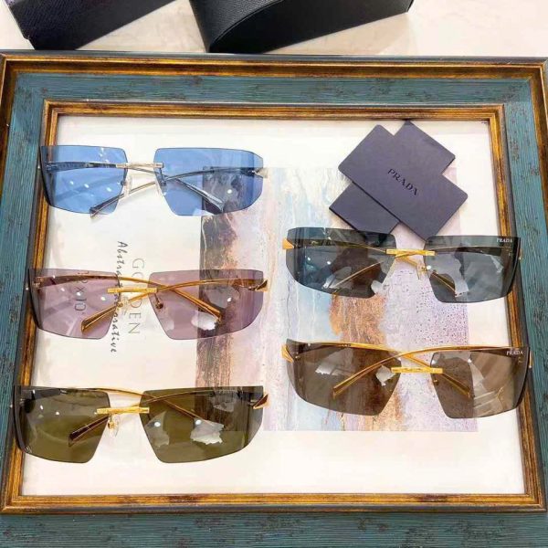 Prada Sunglasses PR161S