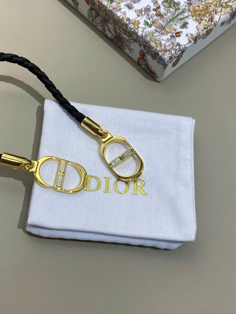 Christian Dior Bracelets News Collection - Image 6