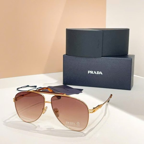 Prada Sunglasses PR116S