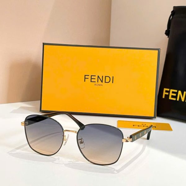 Fendi Sunglasses FD8317