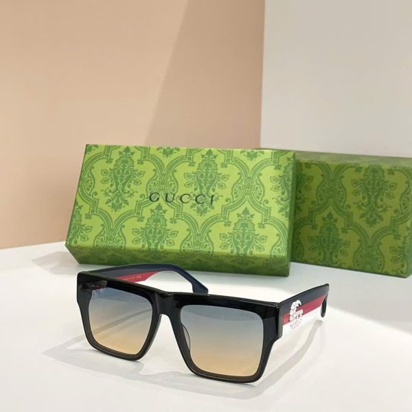 Gucci Sunglasses GG1640