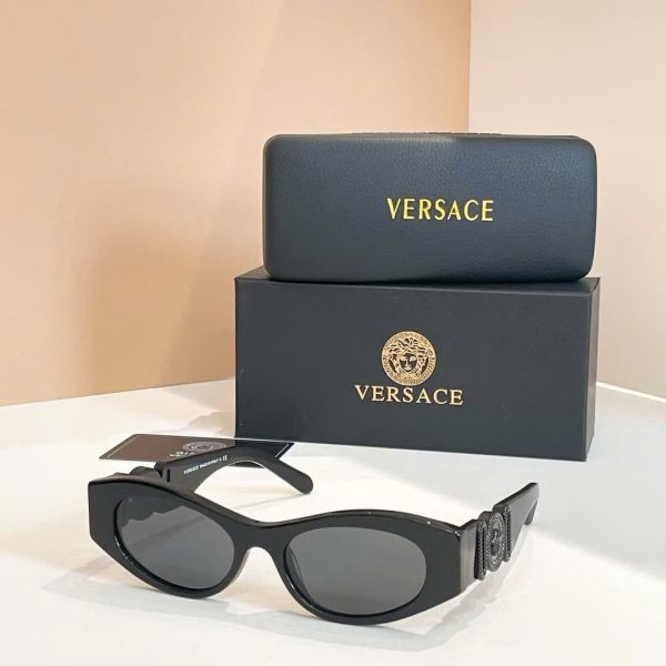 Versace Sunglasses 4480U