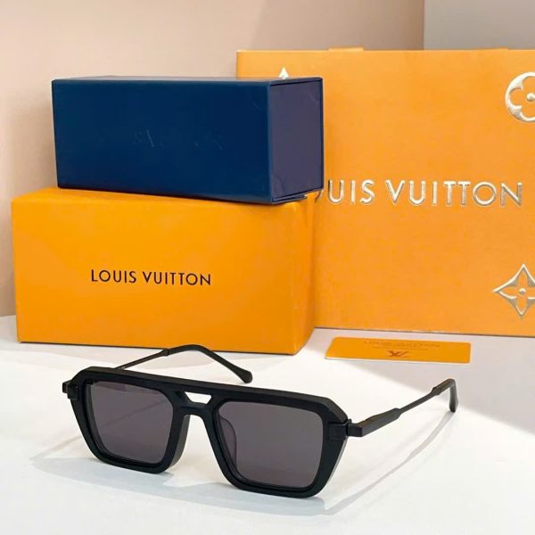 Louis Vuitton Sunglasses Z2585U